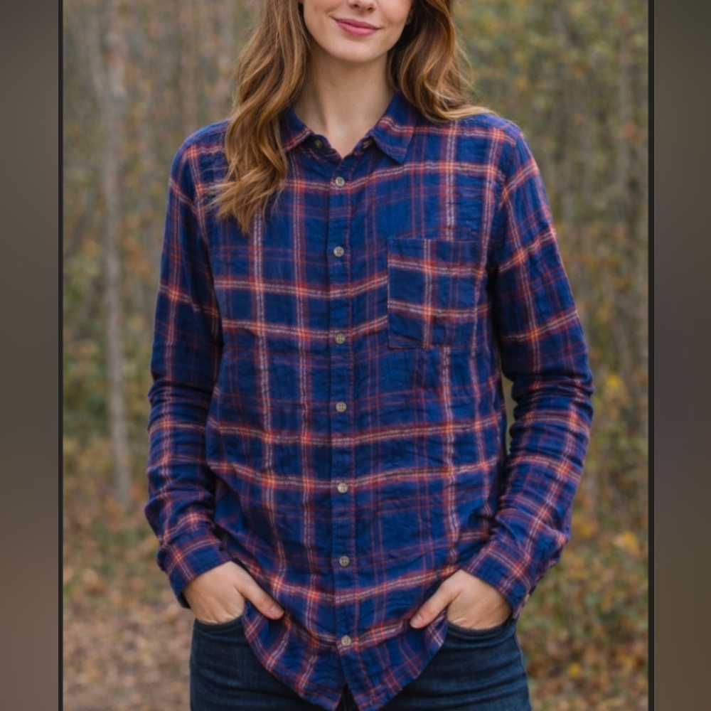Buffalo by David Bitton Blue & Red Plaid Long Sleeved Button Up Women's XL Shirt